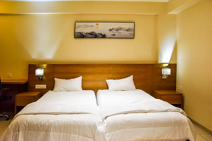 book a hotel suite in pune